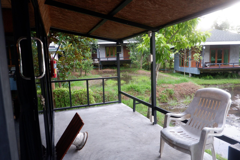Exterior & Views 25