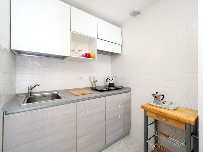 Others 5, Rosa House, Salerno