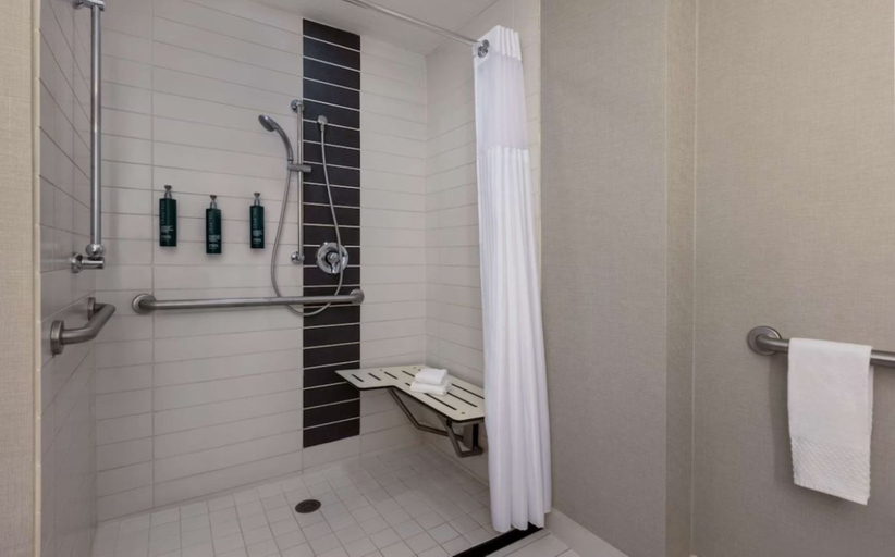 Bathroom 8
