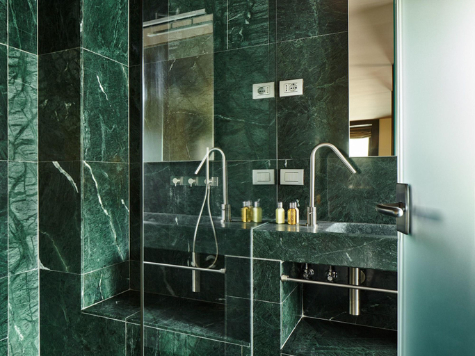 Bathroom 5, Albergo Diffuso Sauris in Lateis, Udine
