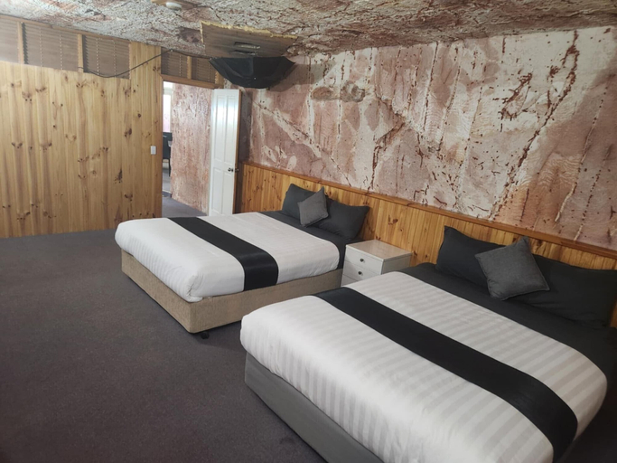 Bedroom 3, Comfort Inn Coober Pedy Experience, Coober Pedy