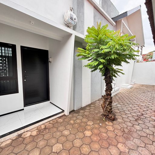 Others 2, JB House, Banyumas