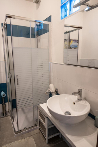 Bathroom 4, B B La Serra, Pisa