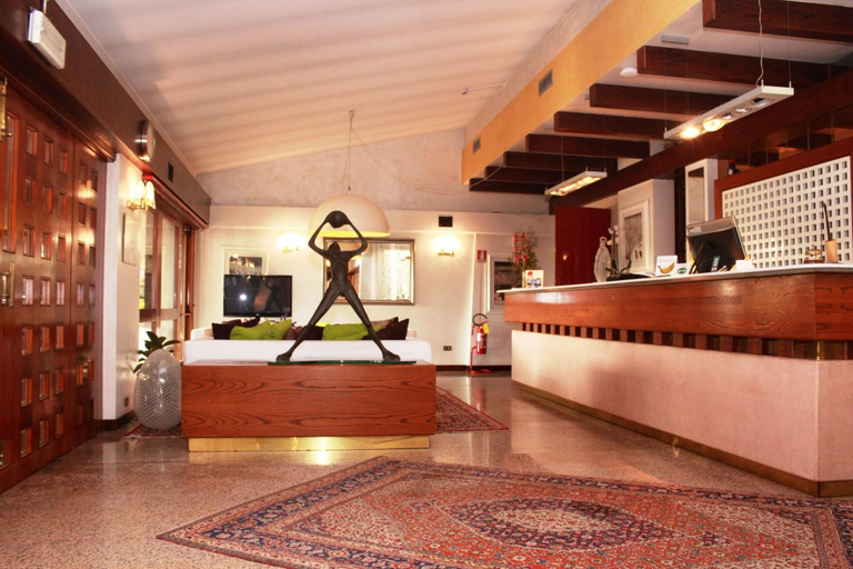 Public Area 4, Hotel Posta 77, Padua