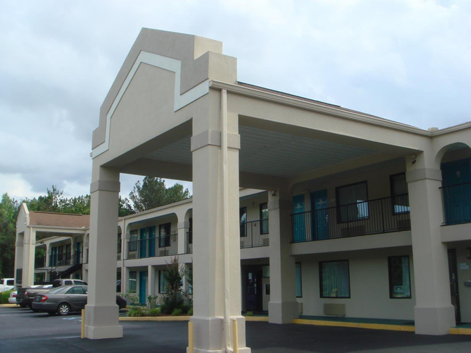 Exterior & Views 2, Key West Inn - Roanoke, Randolph