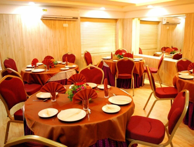 Food & Drinks 4, Hotel Surya Executive, Solapur