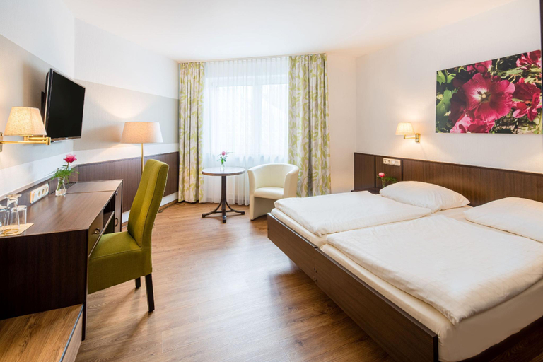 Bedroom 5