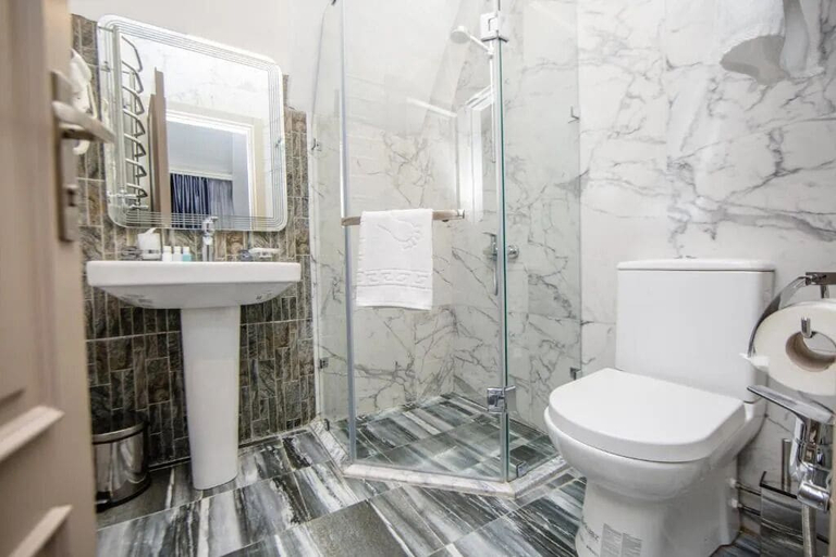 Bathroom 5, Passage Modern Hotel Baku, Baku