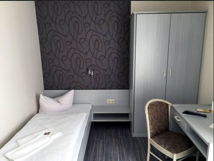 Bedroom 3, Hotel Landsknecht, Rhein-Sieg-Kreis