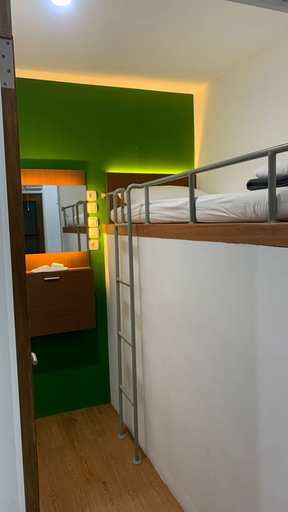 Bedroom 3, aiotuku hostelry (permanently closed), Yogyakarta