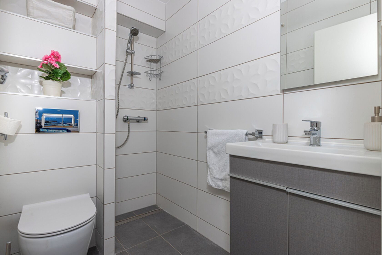 Bathroom 3, Apartman Jelica, Crikvenica