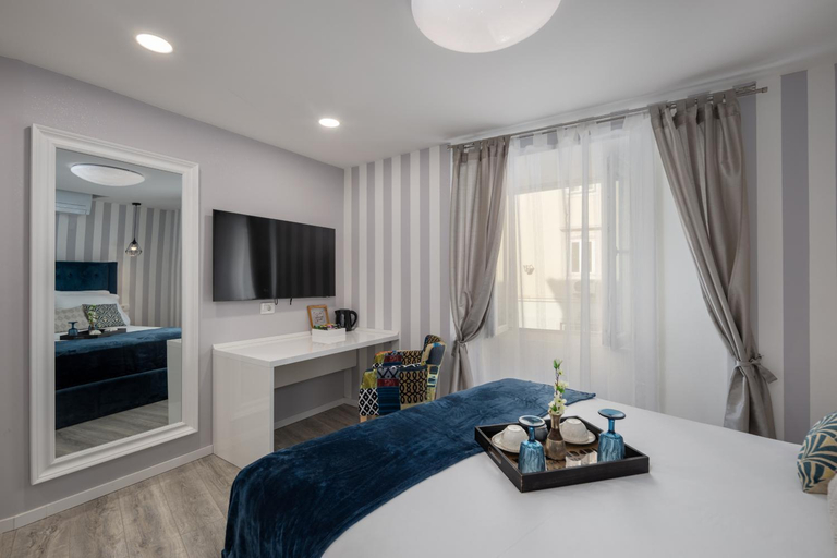 Others 2, Apartment & rooms Forever 2, Rijeka
