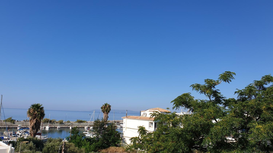 Others 3, Vista Marina, Peloponnese