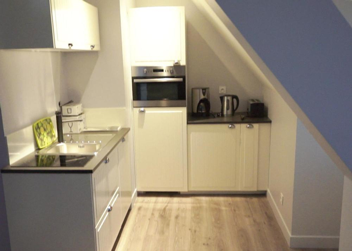 Dining Room 10