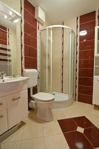 Bathroom, Hotel Napfény, Nagykanizsai/Zalakaros
