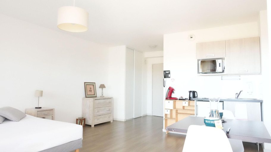 Others 4, Zenao Appart Hotel Yzeure, Allier