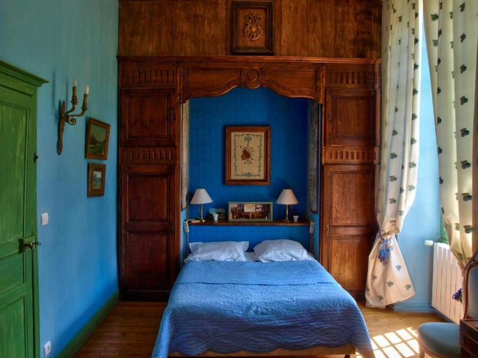 Bedroom 3, La Mouline, Lot