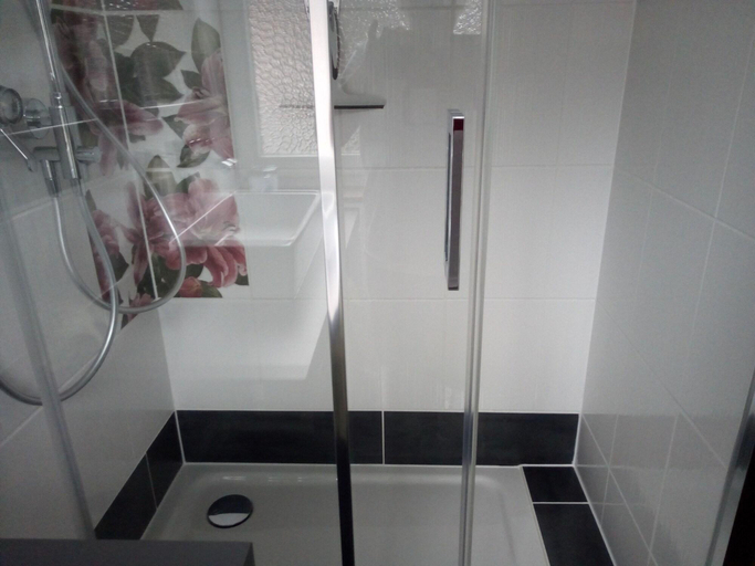 Bathroom 3, Landgasthof Kleine Kommode, Osterode am Harz