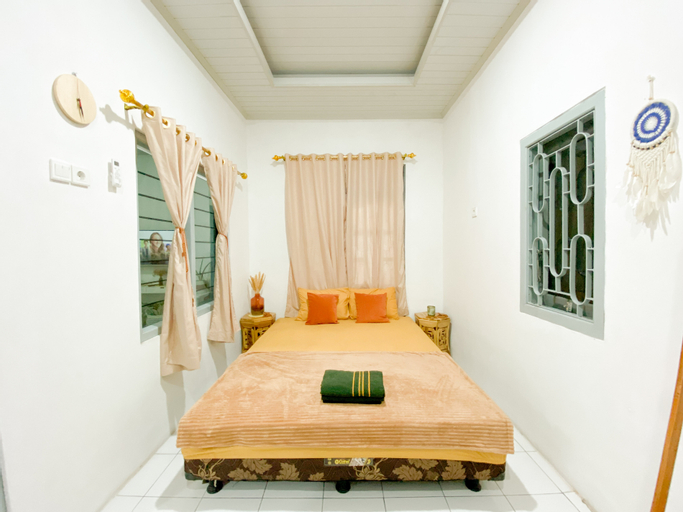 Bedroom 12