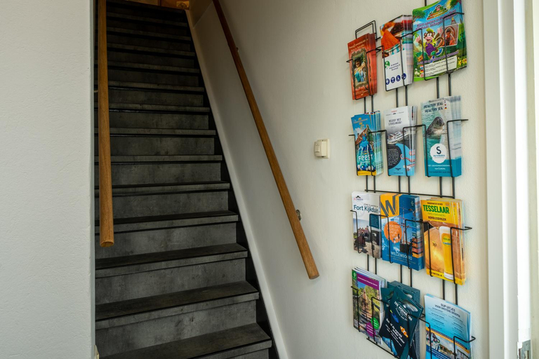 Others 5, Hof van Schoorl, Bergen