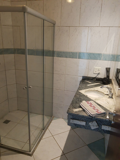 Bathroom 5, Villa do Lago, Poços de Caldas