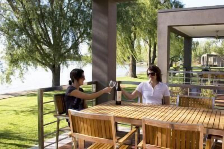 Exterior & Views 5, Ski Club Holiday Park, Corowa