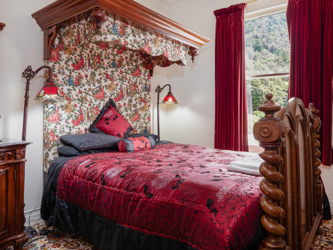 Bedroom 2, Otira Stagecoach Hotel, Westland
