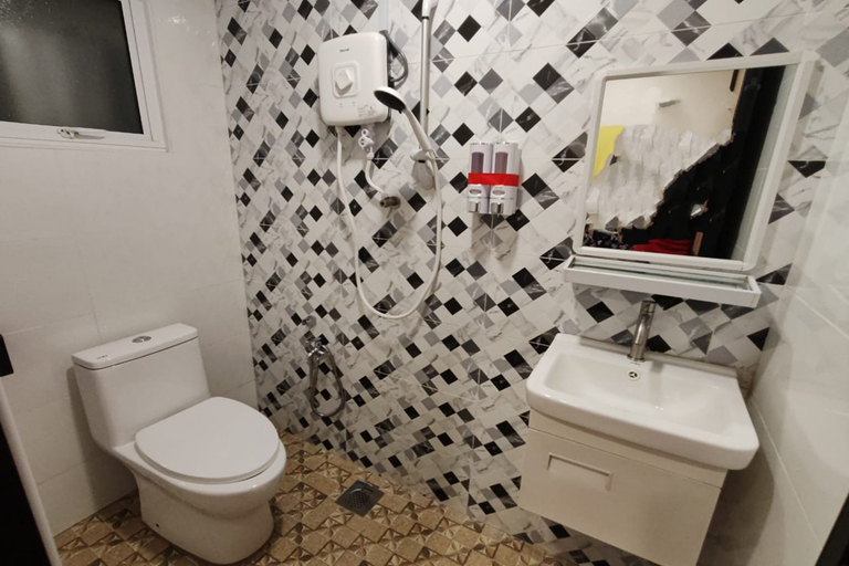 Bathroom 4, Moon Hotel, Cameron Highlands, Cameron Highlands