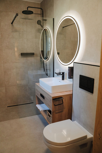 Bathroom 4, Obertrauner Hof, Gmunden