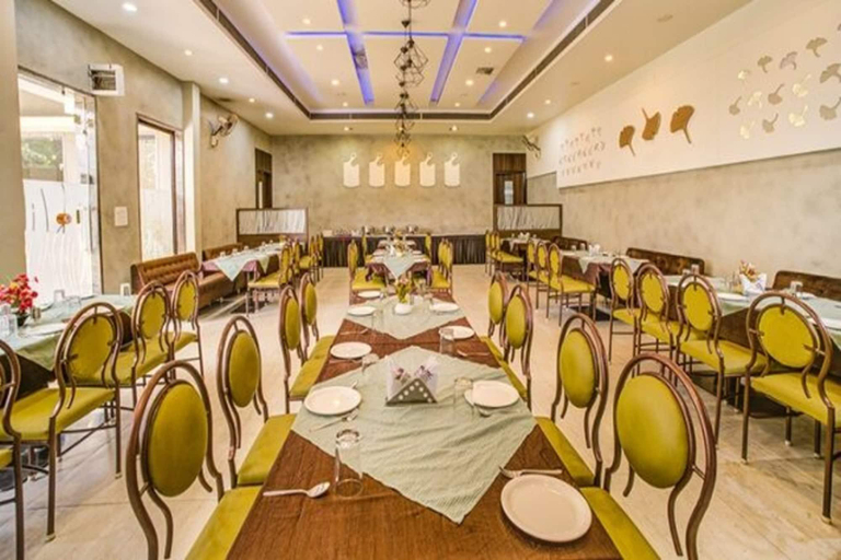 Food & Drinks 5, Hotel Bee Town, Indore