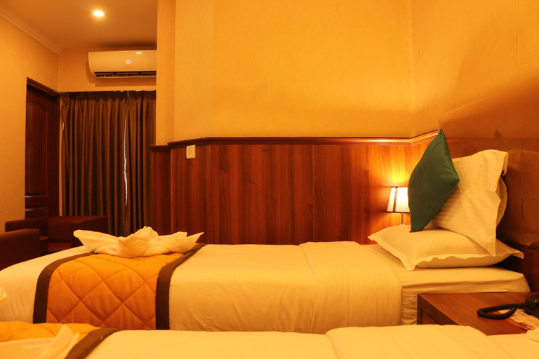 Bedroom 4, Hotel Noor Empire International, Bangalore