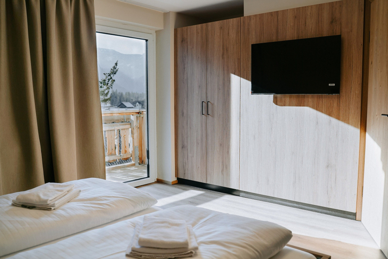 Bedroom 3, Obertrauner Hof, Gmunden