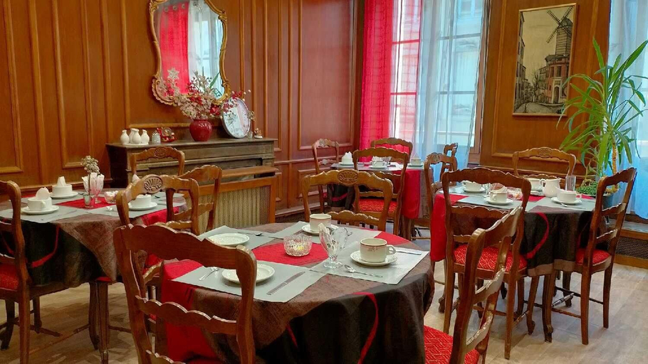 Food & Drinks, Ha Tel De L Acada Mie, Meurthe-et-Moselle