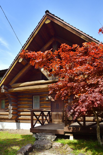 Urube Village, Tsumagoi