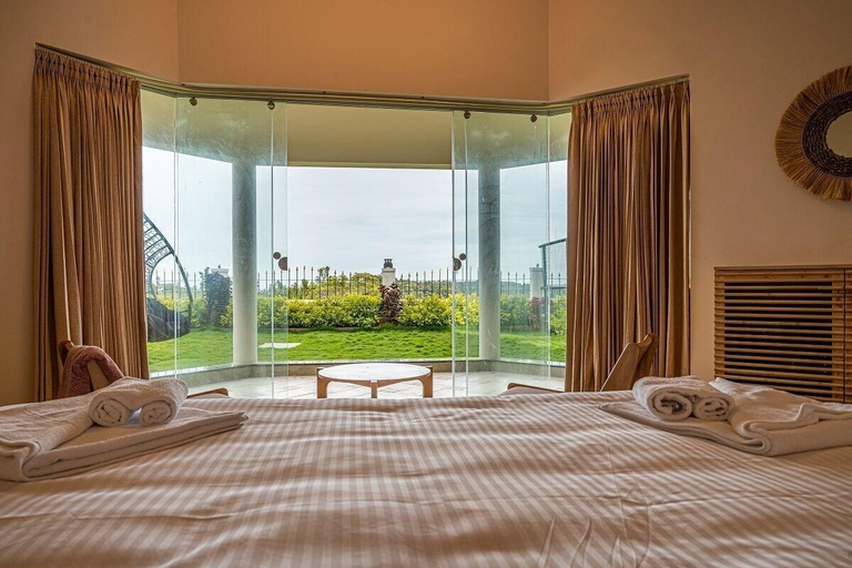 Bedroom 4, Summer House, Salem