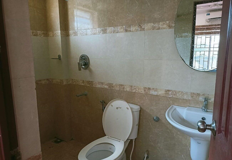 Bathroom 4, Phils Residency & Banquets, Ernakulam