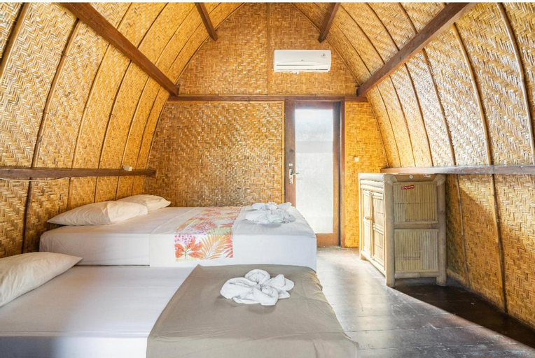 Bedroom 2, Deep House Bungalows, Lombok