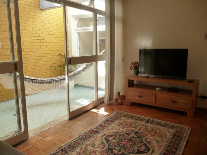 Shared lounge/TV area, Hostel Casa Mineira, Belo Horizonte