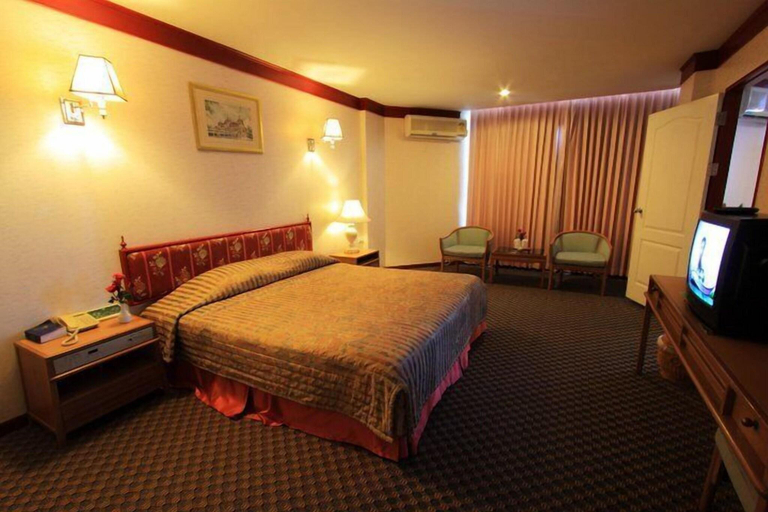 Bedroom 3, Beverly Hill Park Hotel, Muang Nakhon Sawan