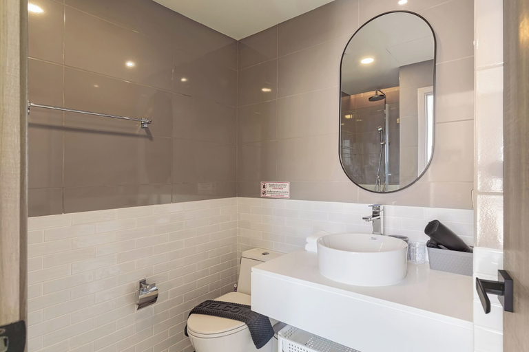 Bathroom 4, One bedroom Palmetto Condo Karon A 607, Pulau Phuket
