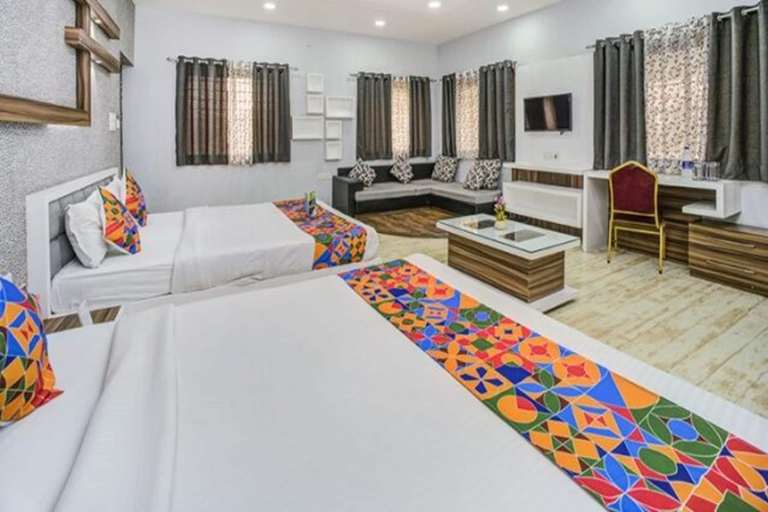 Bedroom 3, Hotel Bee Town, Indore