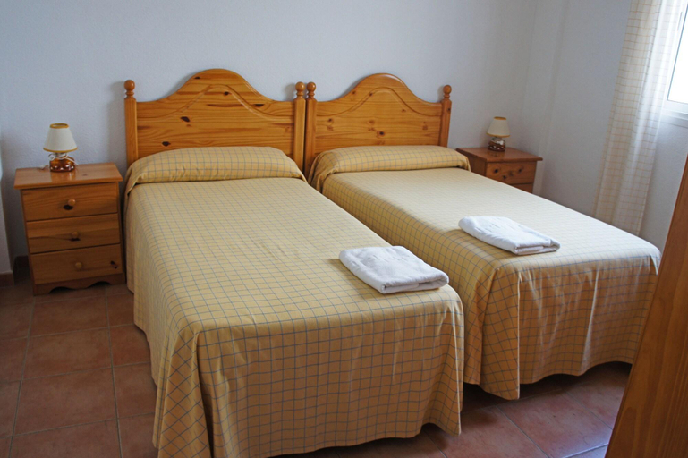 Bedroom 4, Apartamentos Turísticos Albanta, Almería