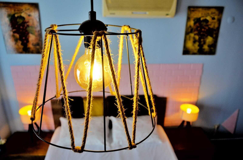 Others 5, Retro Suites, Pendik