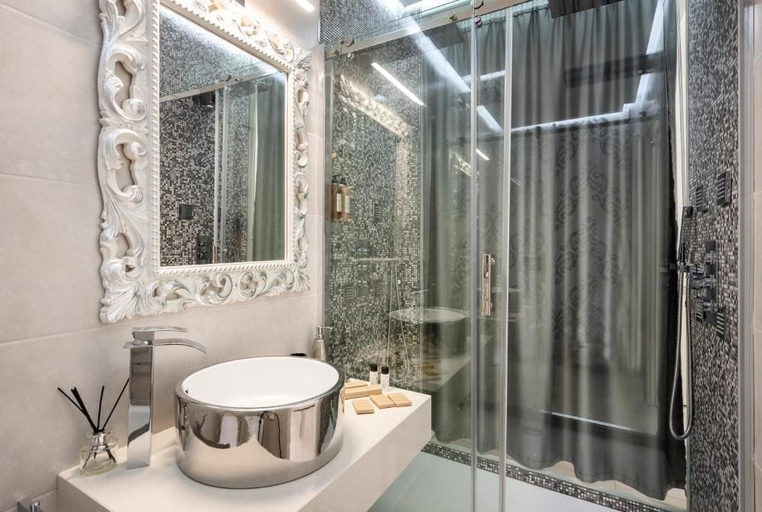 Bathroom 5, Primus Monti Suites, Rome