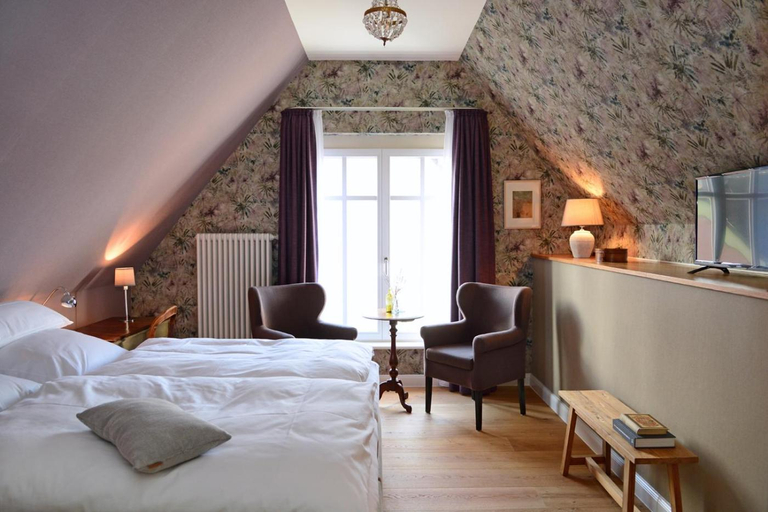 Bedroom 8