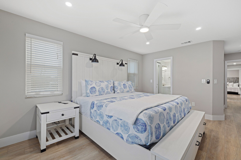 Bedroom 2, Gulf View Condominiums, Charlotte