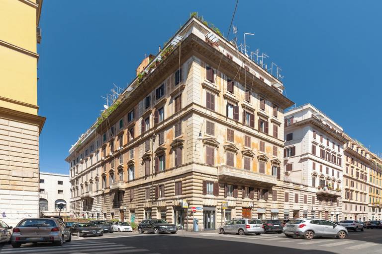 Exterior & Views 2, Cozy And Comfy Apartment At Esquilino, Rome