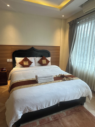 Bedroom 3, Hotel Middle Path and Spa, Gandaki
