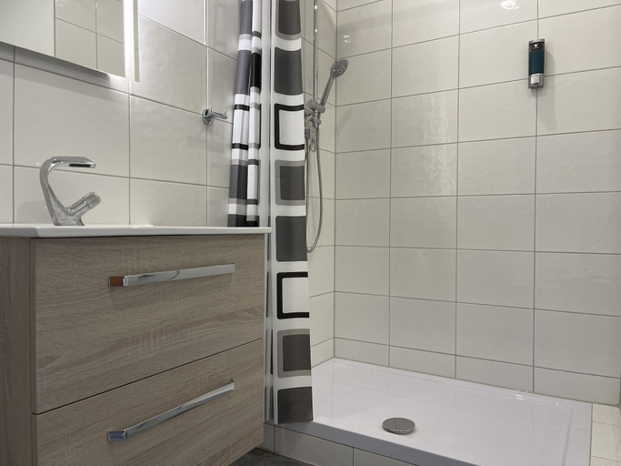 Bathroom 3, Studios im Haus Deutsch Krone, Osnabrück