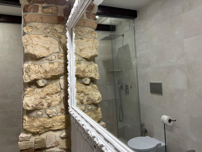 Others 5, Corte Maddalena Camere, Cagliari